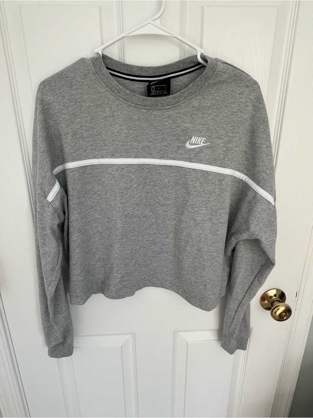 Nike Gray Cropped Pullover Shirt with White Piping (IN#9)